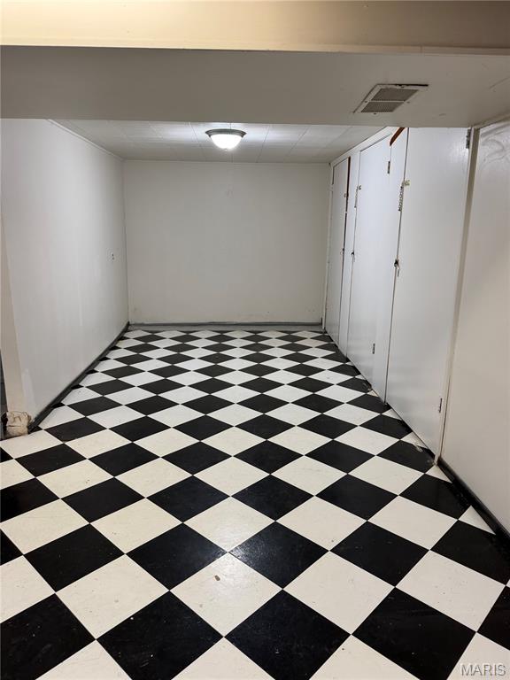Hill-N-Dale - Residential Lease