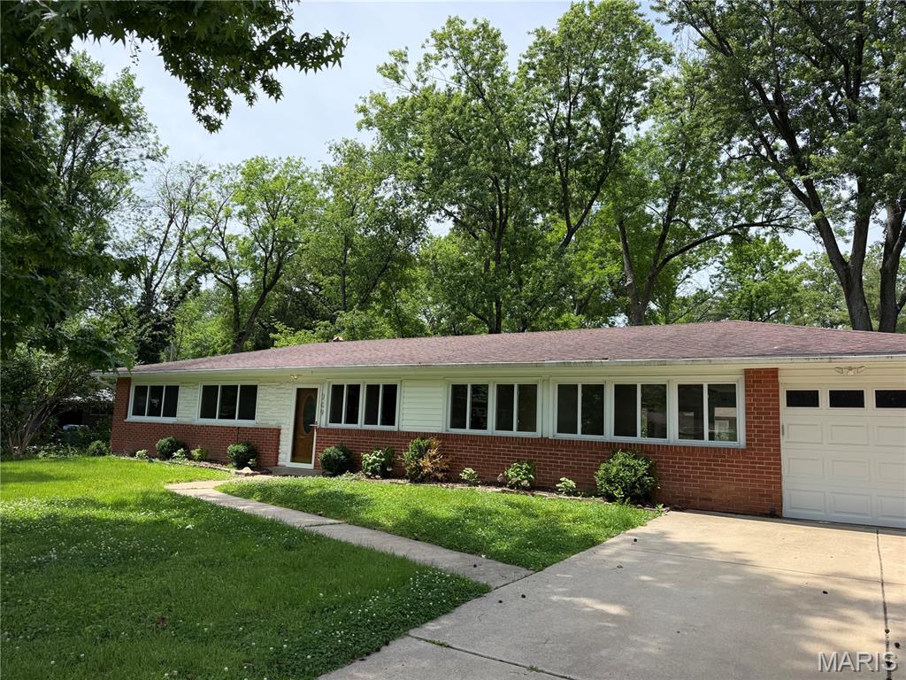 Hill-N-Dale - Residential Lease