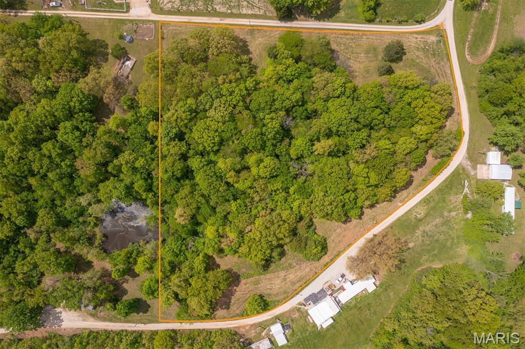 Highlights:
NO RESTRICTIONS!
4.63 ± Acres in a peaceful rural setting
Existing shared well already in place
Access from three sides for multiple entry points
Electric available on 3 Sides
Surrounded by a mix of timber and open ground

Discover the perfect blend of privacy, accessibility, and potential with this 4.63 ± acre tract on Chilcutt Trail. This property offers a rare combination of convenience and seclusion, featuring access from three sides and light restrictions that help protect your investment while still allowing flexibility for your vision.

A shared well is already in place, giving you a valuable head start whether you’re planning to build your dream home, create a weekend getaway, or invest in land for the future. The property comprises a beautiful mix of timber and open ground, providing both scenic character and functional space.

Located just a short distance from Highway JJ, you’ll enjoy easy access without sacrificing the quiet, rural setting. Whether you're looking for a homesite, a recreational retreat, or a long-term investment, this tract offers endless possibilities in a highly desirable area.