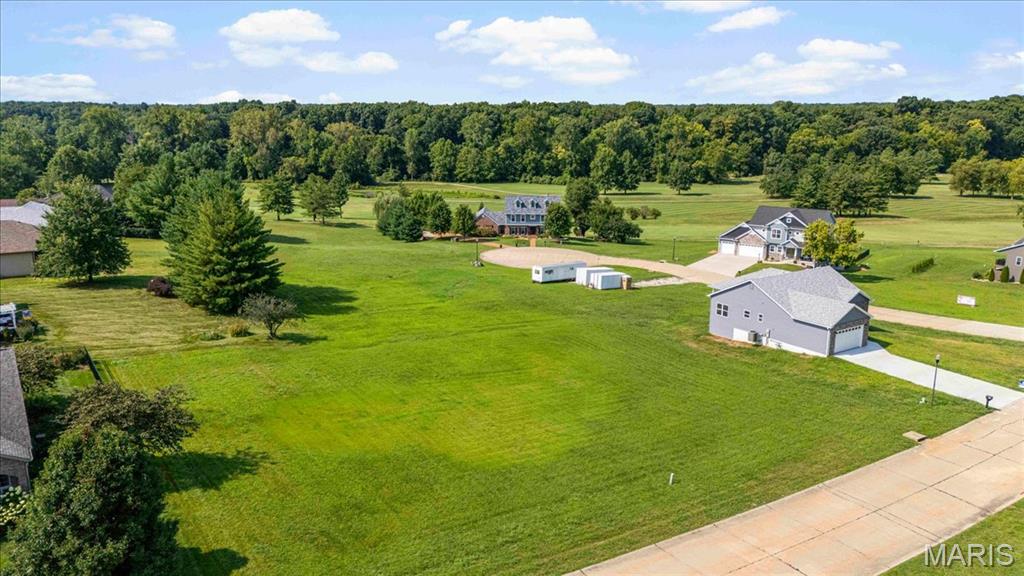 A golfer's paradise, bring your own builder to this golf course community and create the home you’ve always envisioned on this oversized lot in the heart of Alton! Two parcels have been combined to offer just over half an acre, providing plenty of space and flexibility for your dream home. Enjoy the charm of Madison County, Illinois, while remaining within easy reach of the many dining, shopping, entertainment, and cultural attractions the St. Louis area has to offer. A wonderful opportunity to build in a convenient and desirable location!