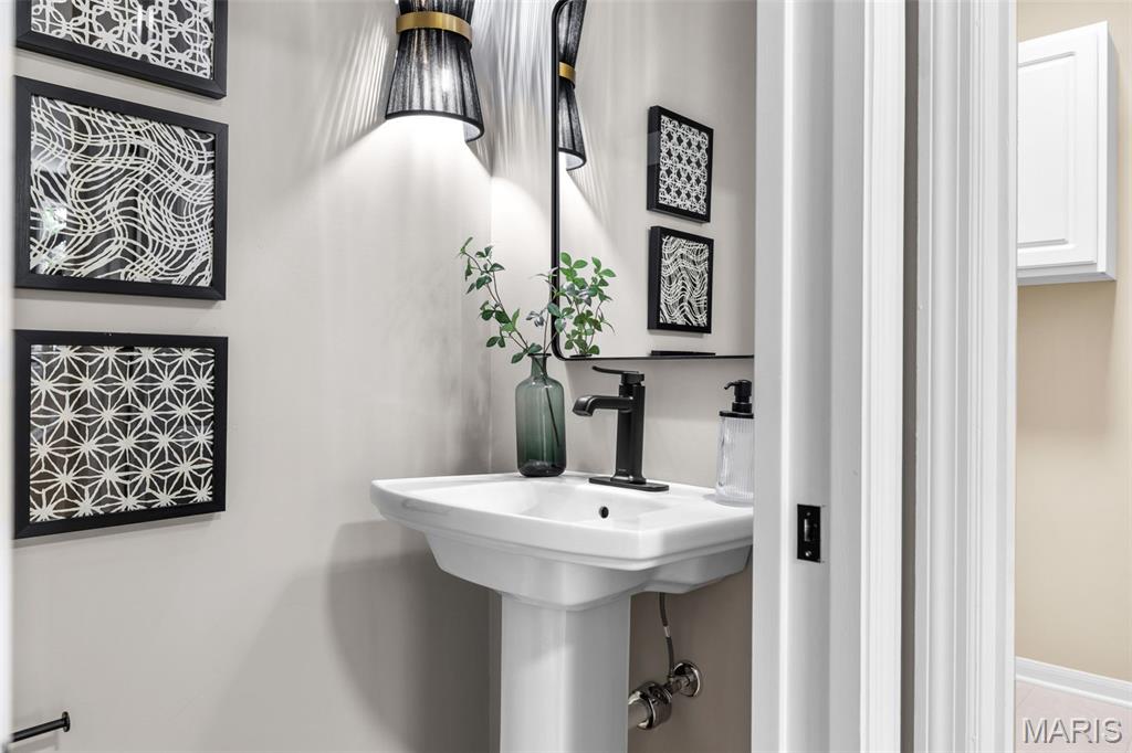 Villas at Chesterfield Bluffs - Residential