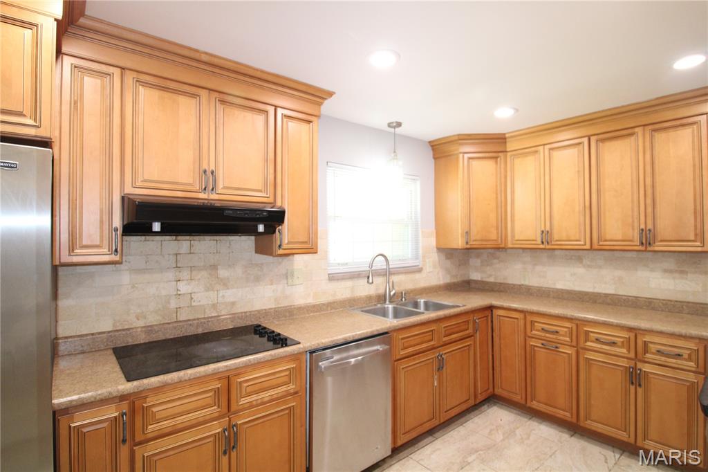 Creve Coeur Estates - Residential Lease