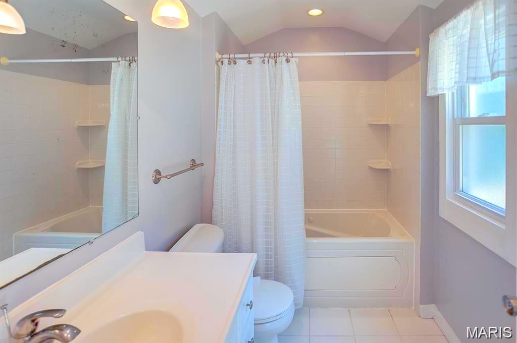 NOT IN A SUBDIVISION - Residential Lease