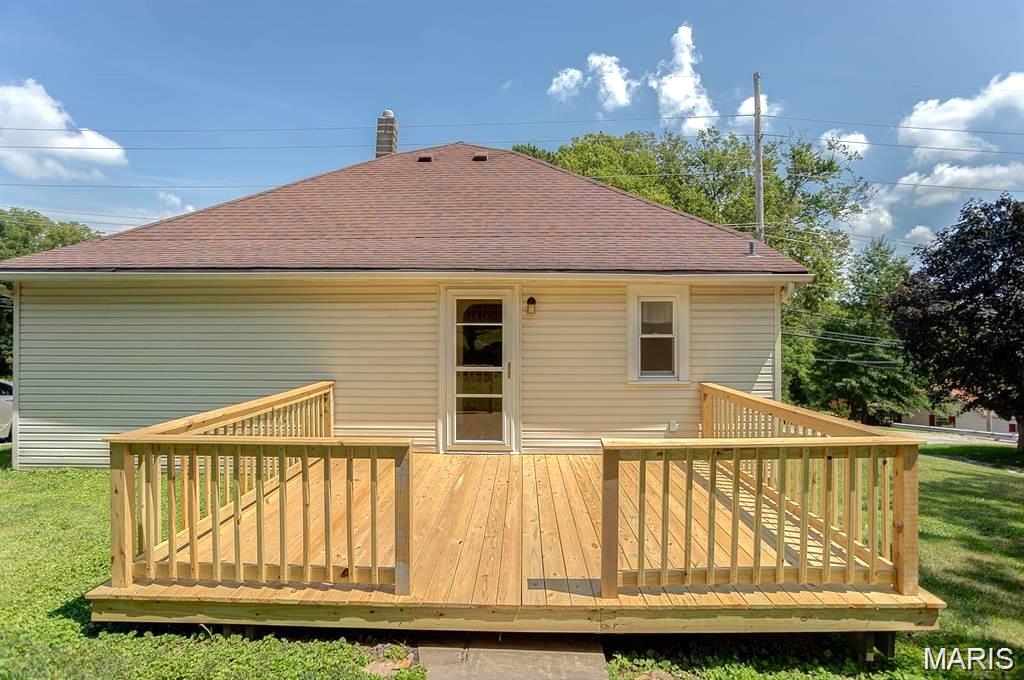 NOT IN A SUBDIVISION - Residential Lease