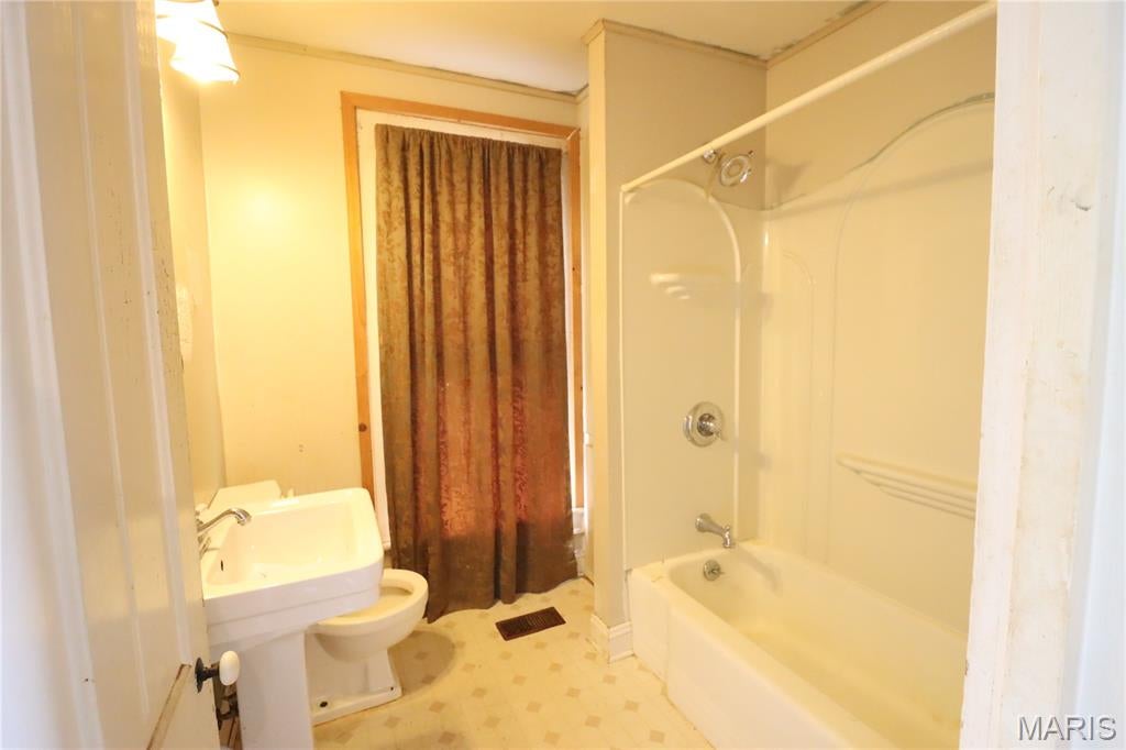 Not in a subdivision - Residential