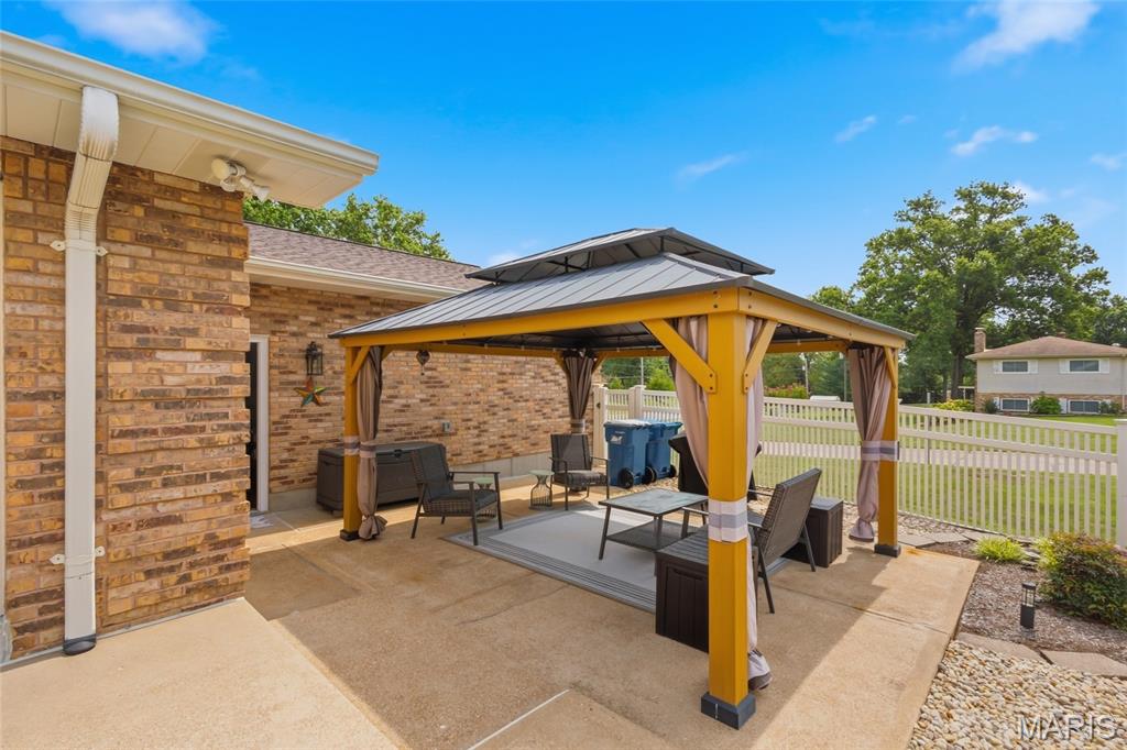Sharon Lane - Residential