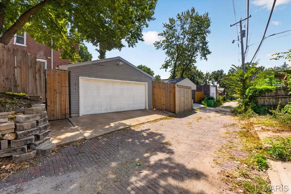 Lynch Add - Residential