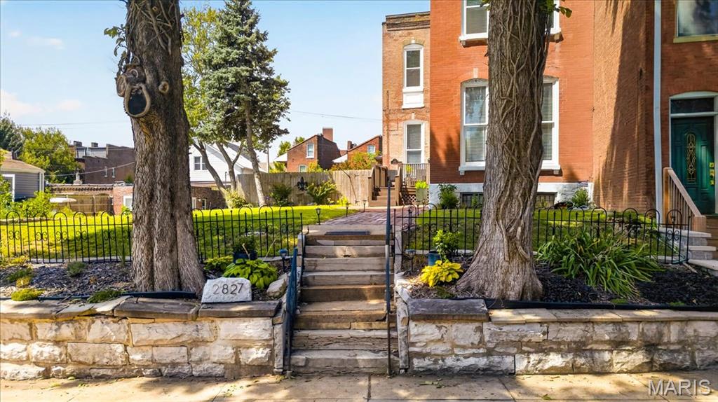Lynch Add - Residential