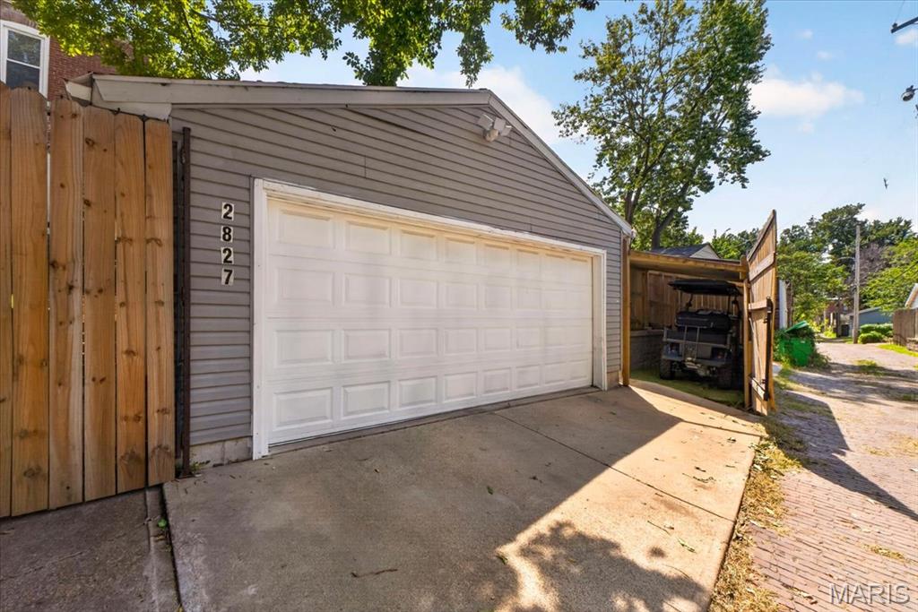 Lynch Add - Residential