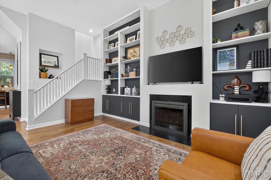 Lynch Add - Residential