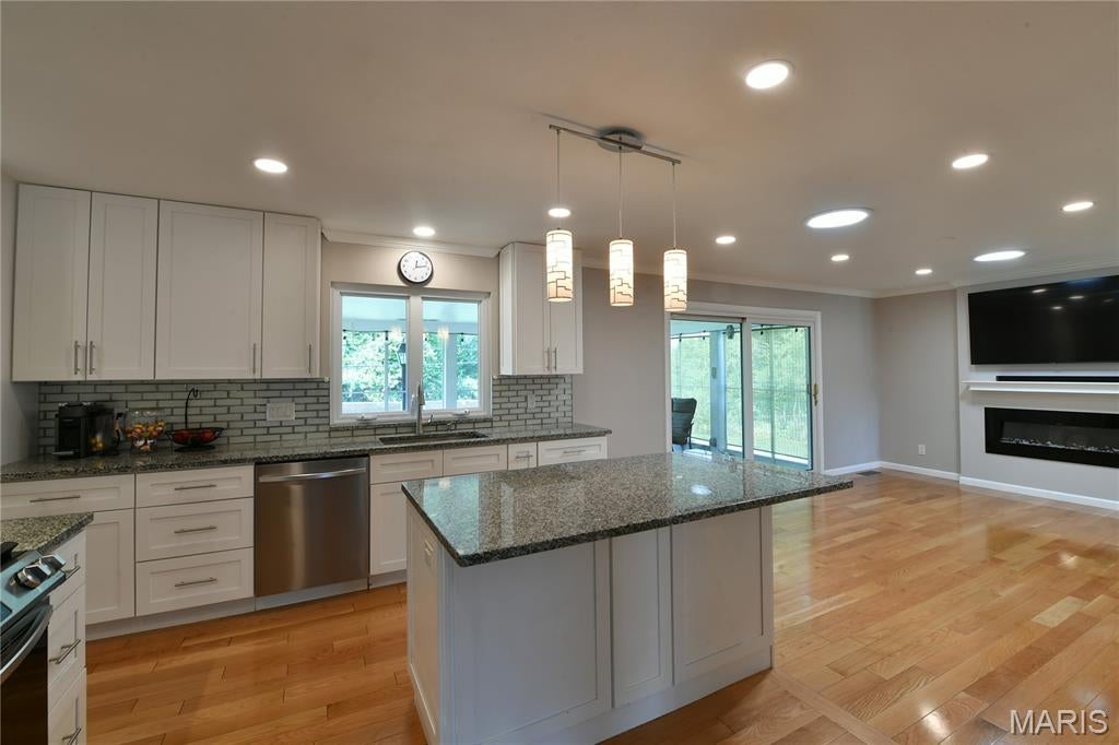Orchard Lakes 1 - Residential Lease