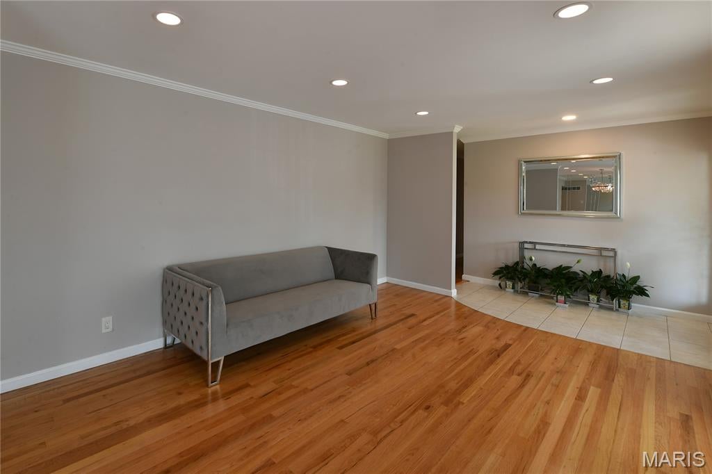 Orchard Lakes 1 - Residential Lease