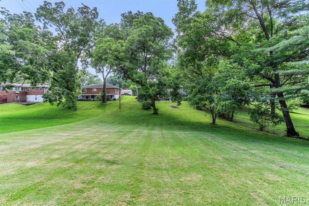 Meadowbrook Village1st Add - Residential