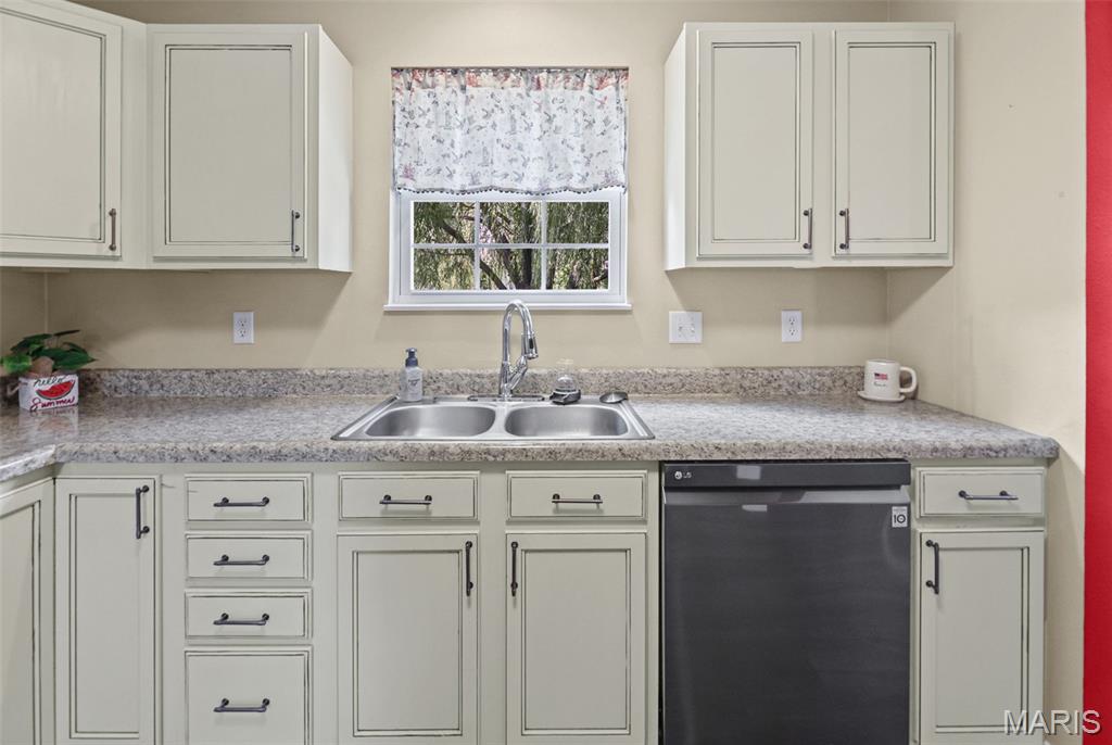 Homes Of Engel Estates - Residential