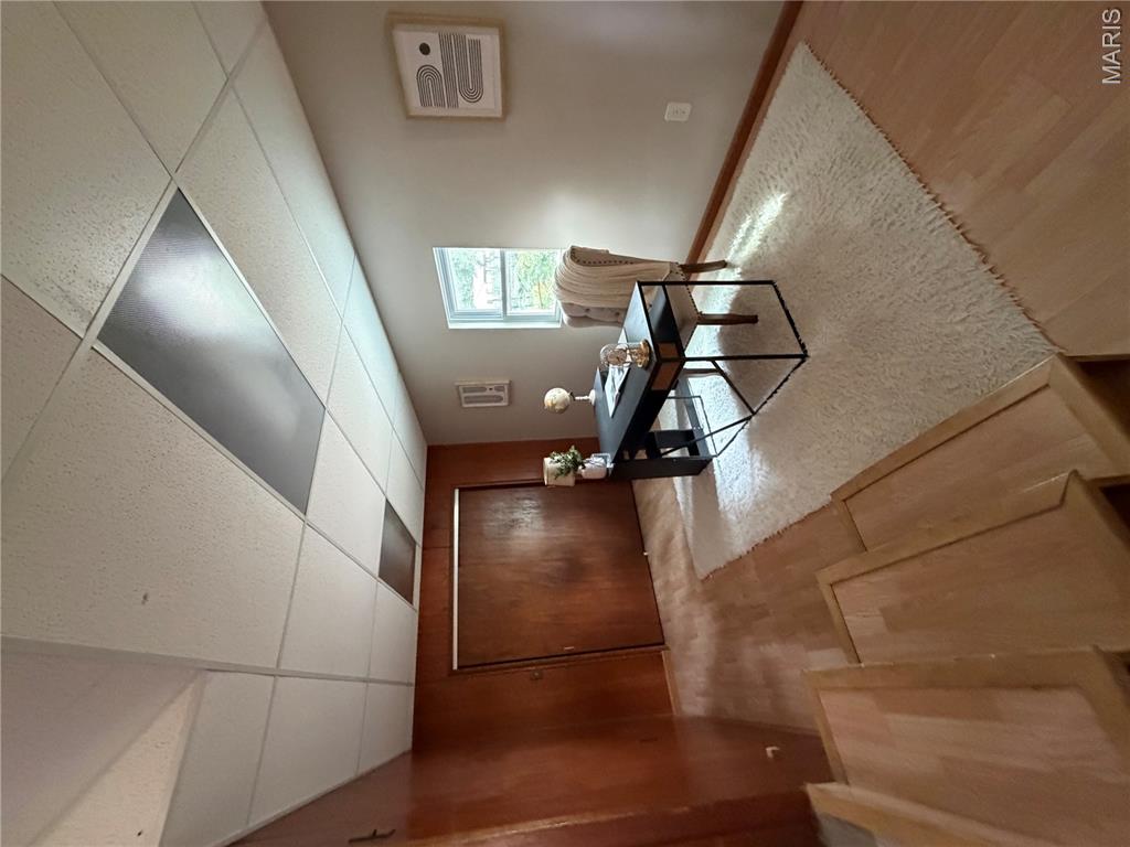 Sky-Veu-Acres Two - Residential