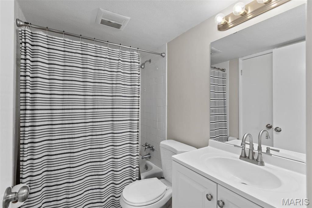 Willow Brook Condo - Residential Lease