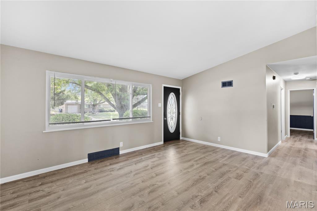 Thunderbird Manor 2 - Residential