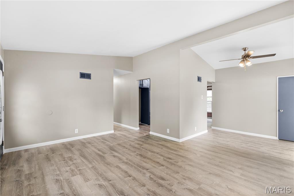 Thunderbird Manor 2 - Residential