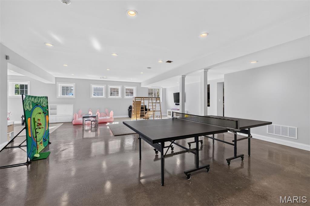 West Ladue - Residential