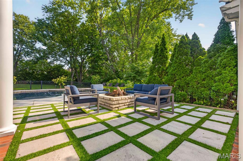 West Ladue - Residential