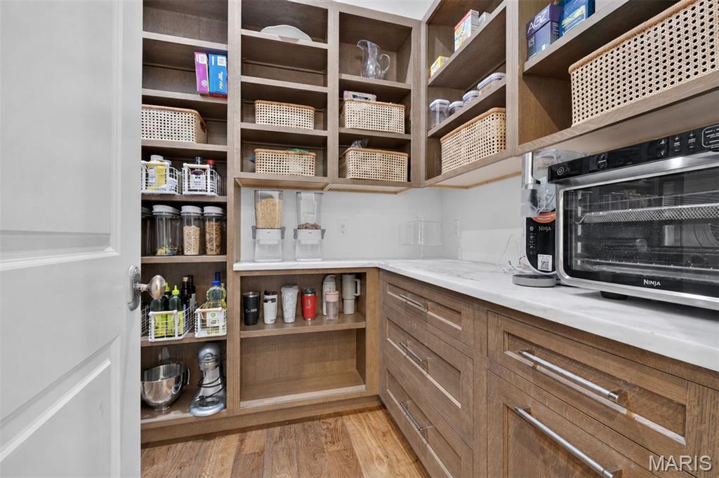 West Ladue - Residential
