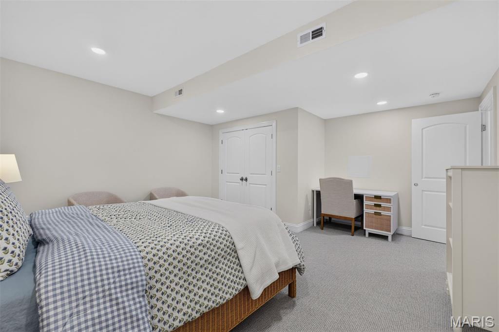 West Ladue - Residential
