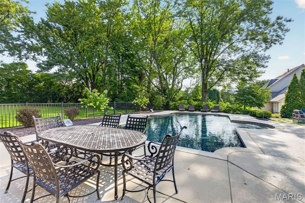 West Ladue - Residential