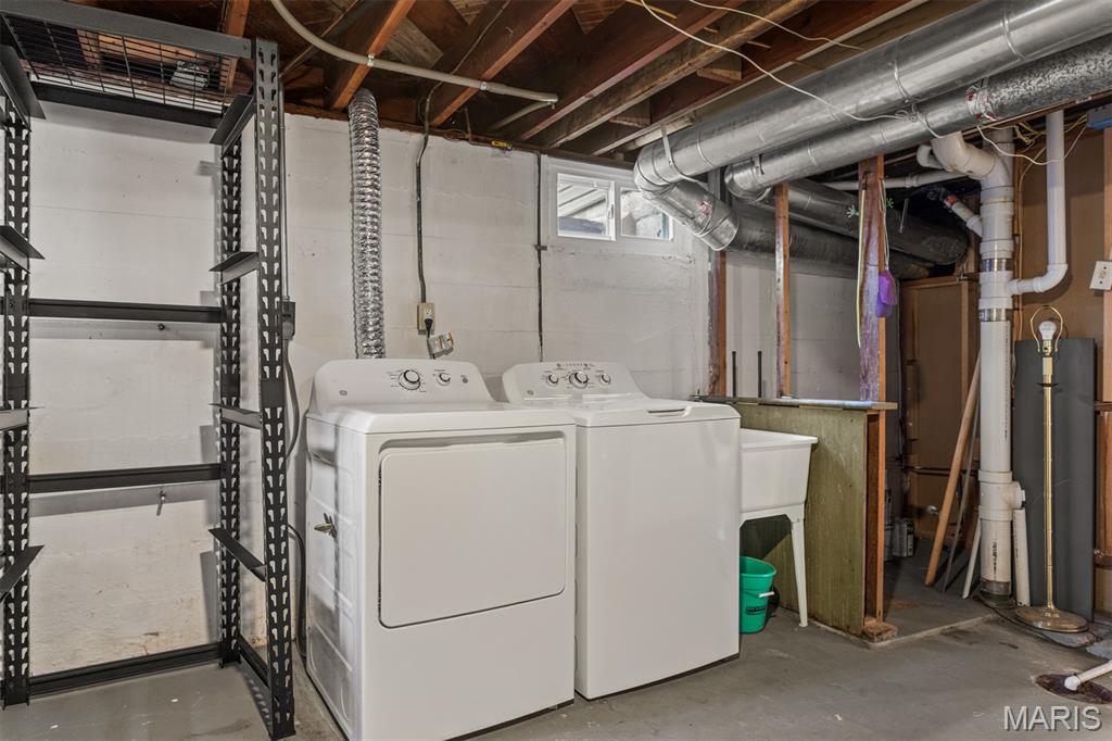 Roloff 3 Lt 25 & Lt Pt 24 & Sec - Residential