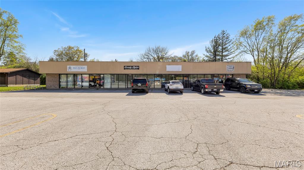 Beuschs Acres - Commercial Sale