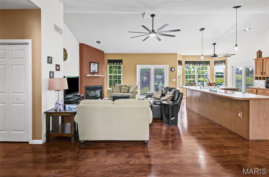 Hardwood Hills Sub - Residential