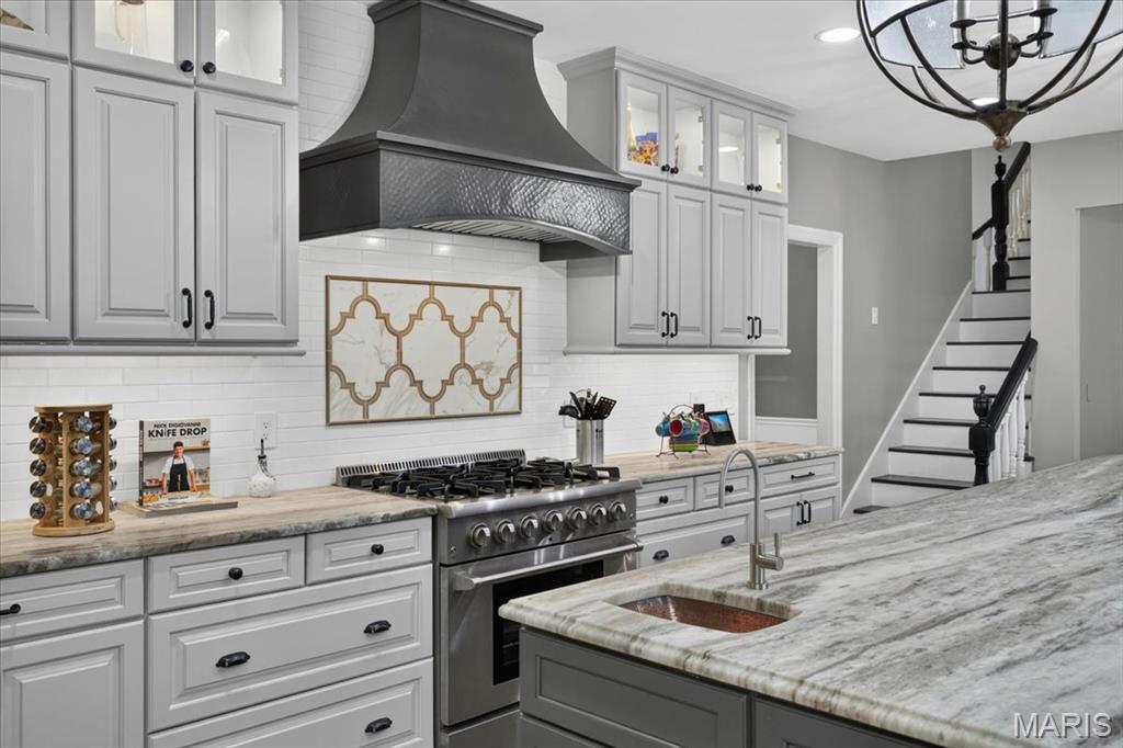 Kennerly Manor - Residential