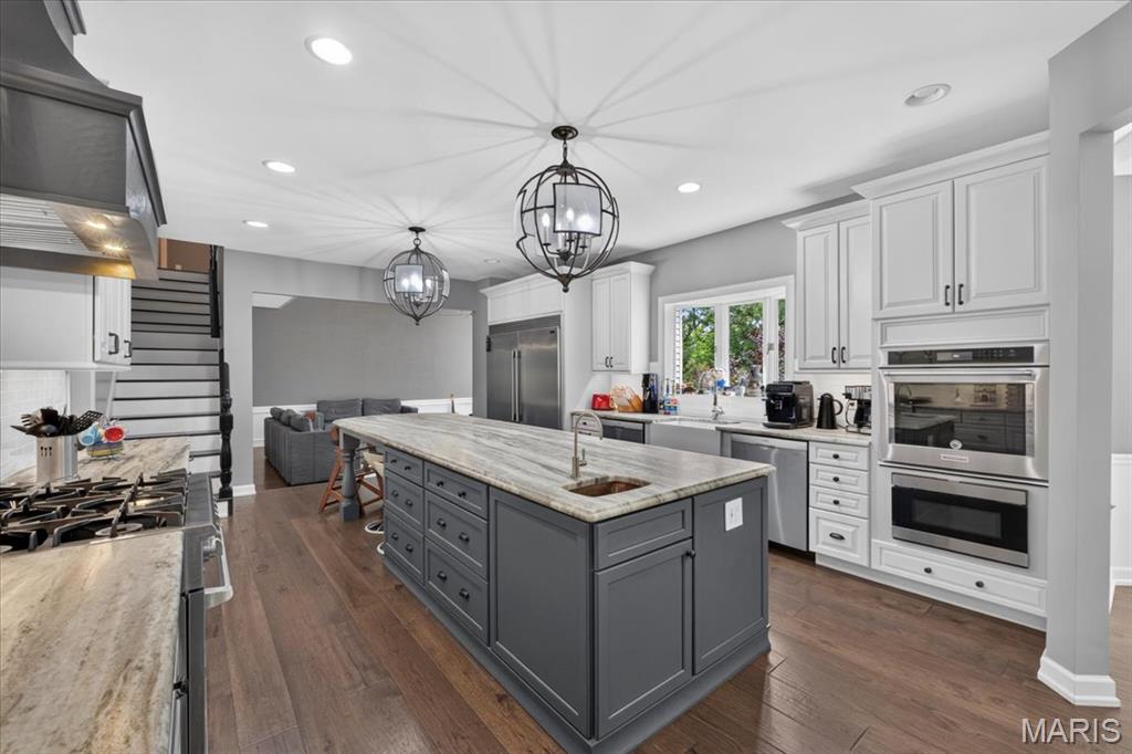 Kennerly Manor - Residential