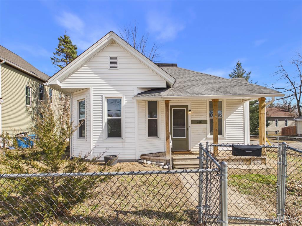 A cozy cottage that blends historic charm with modern updates, offering comfortable living in a vibrant Edwardsville neighborhood.  Its features, location, and affordability make it an appealing option for homeowners or investors.  Beautifully restored hardwoods, new paint, new kitchen cabinets, new counters and new stainless-steel gas stove, microwave and refrigerator, updated plumbing in the new bath, new front porch and deck, new screened-in back porch, new light fixtures, new sump pump and newly redesigned basement entry. The property is just a few blocks from Edwardsville's historic downtown district. The area features local shops, restaurants, cafes, and the Wildey Theatre.  Community events, a farmers' market and access to the Madison County Bike Trail are easily within walking distance.  Call your favorite agent to setup a tour!