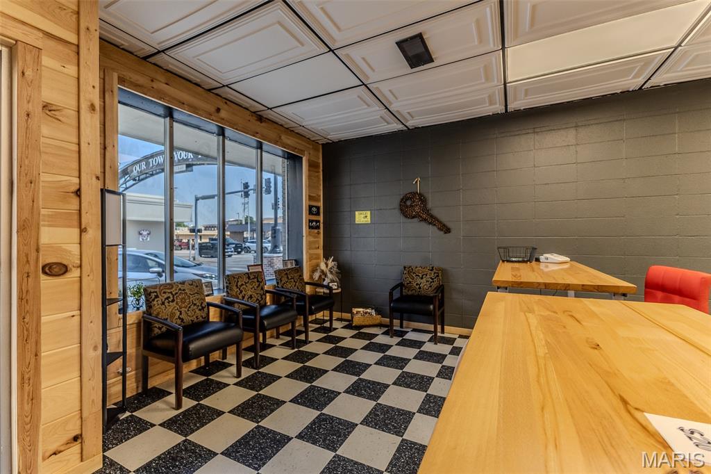 Downtown - Commercial Sale