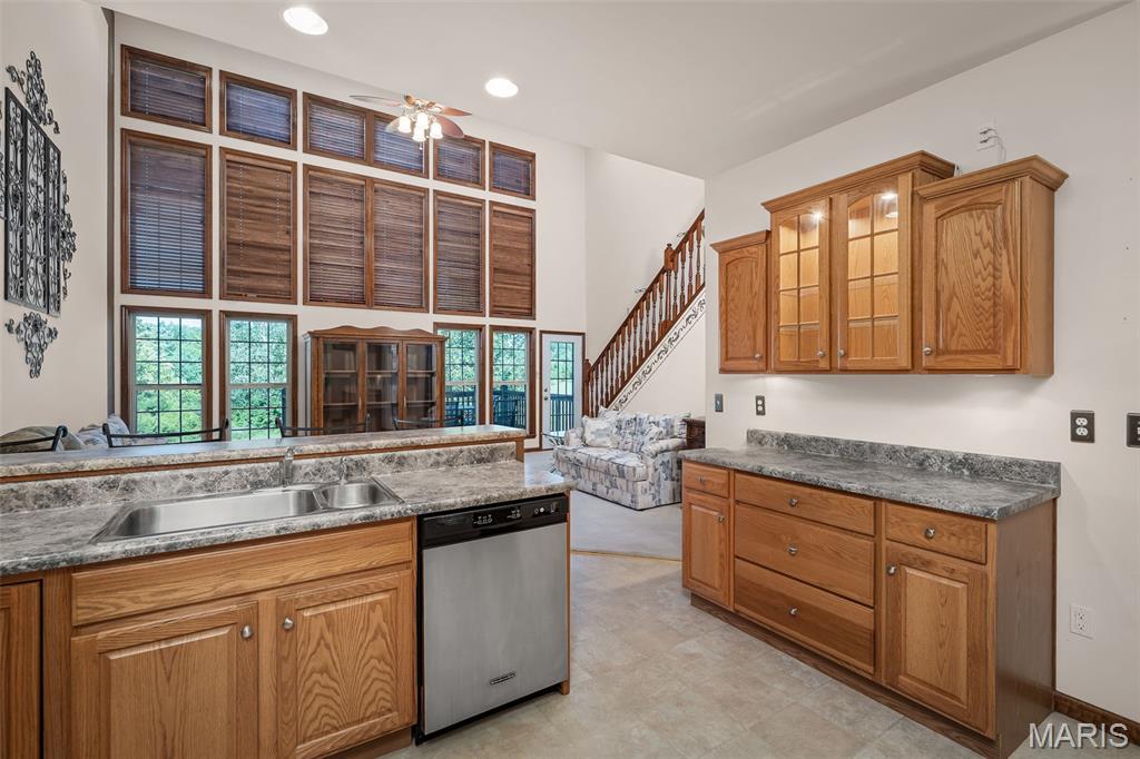 Canyon Creek Villas - Residential