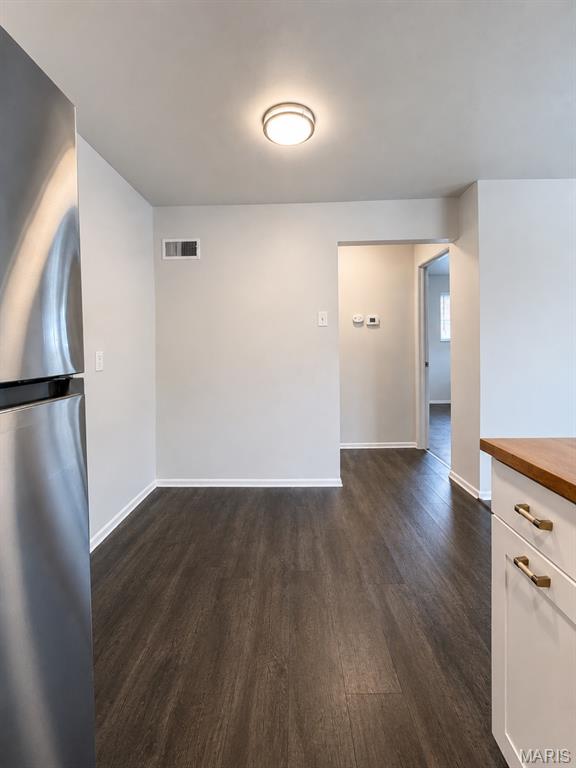 Hallmark Terrace Apartments - Residential Lease