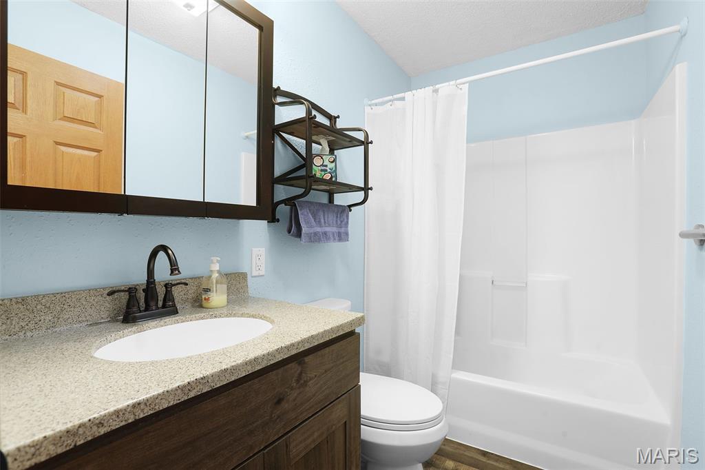 Airwood Manor Add - Residential