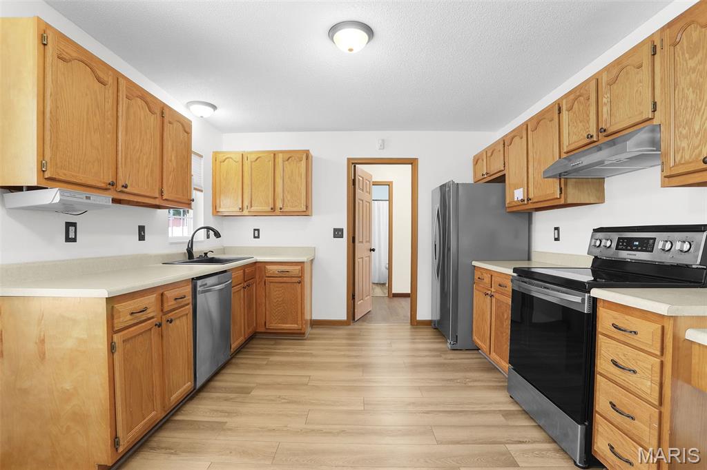 Airwood Manor Add - Residential