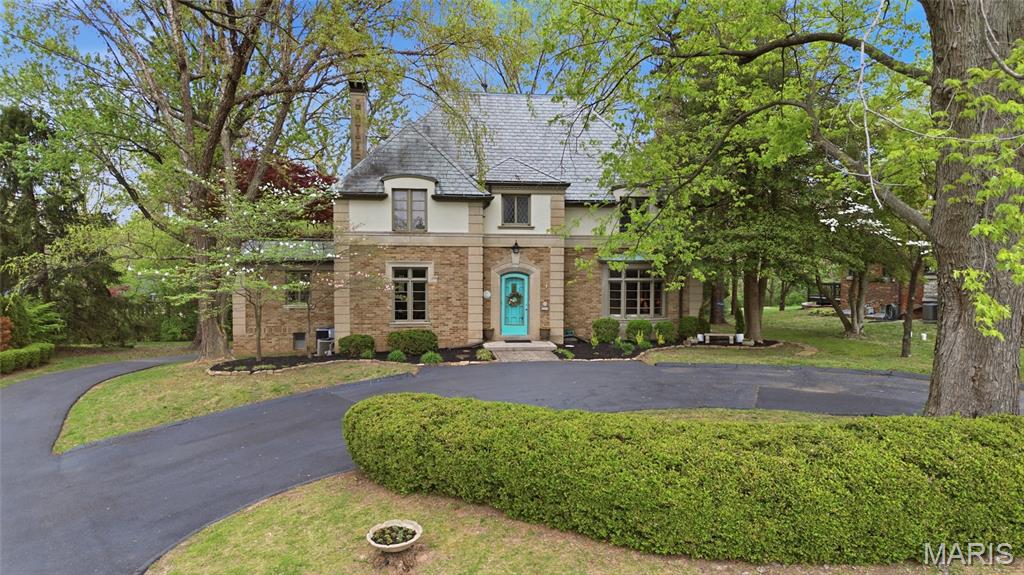 Country Club Place - Residential
