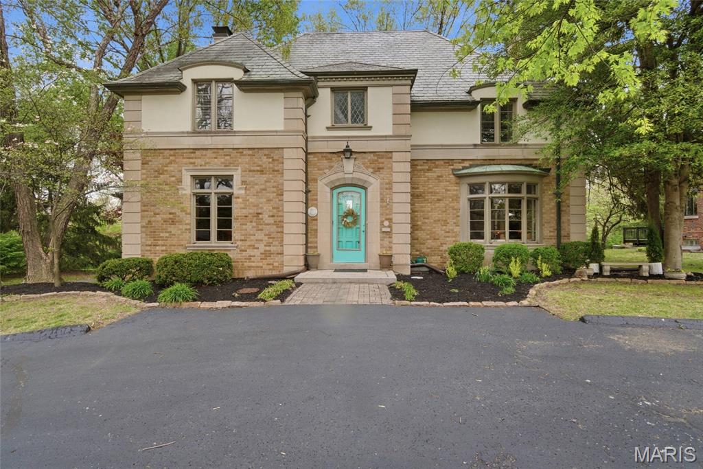 Country Club Place - Residential