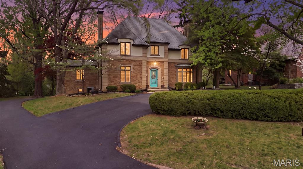 Country Club Place - Residential