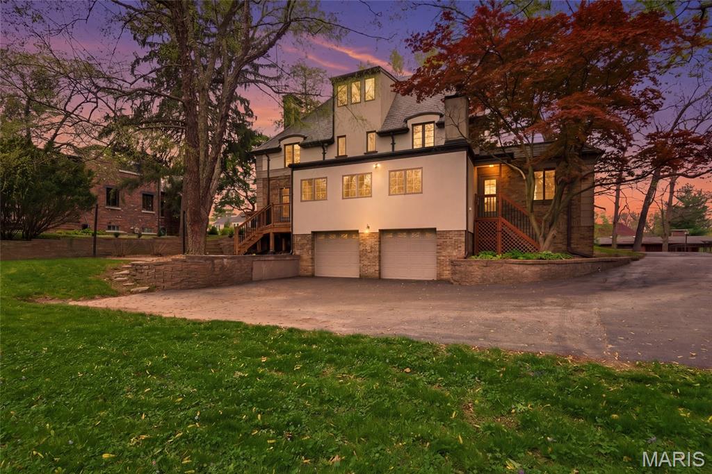 Country Club Place - Residential