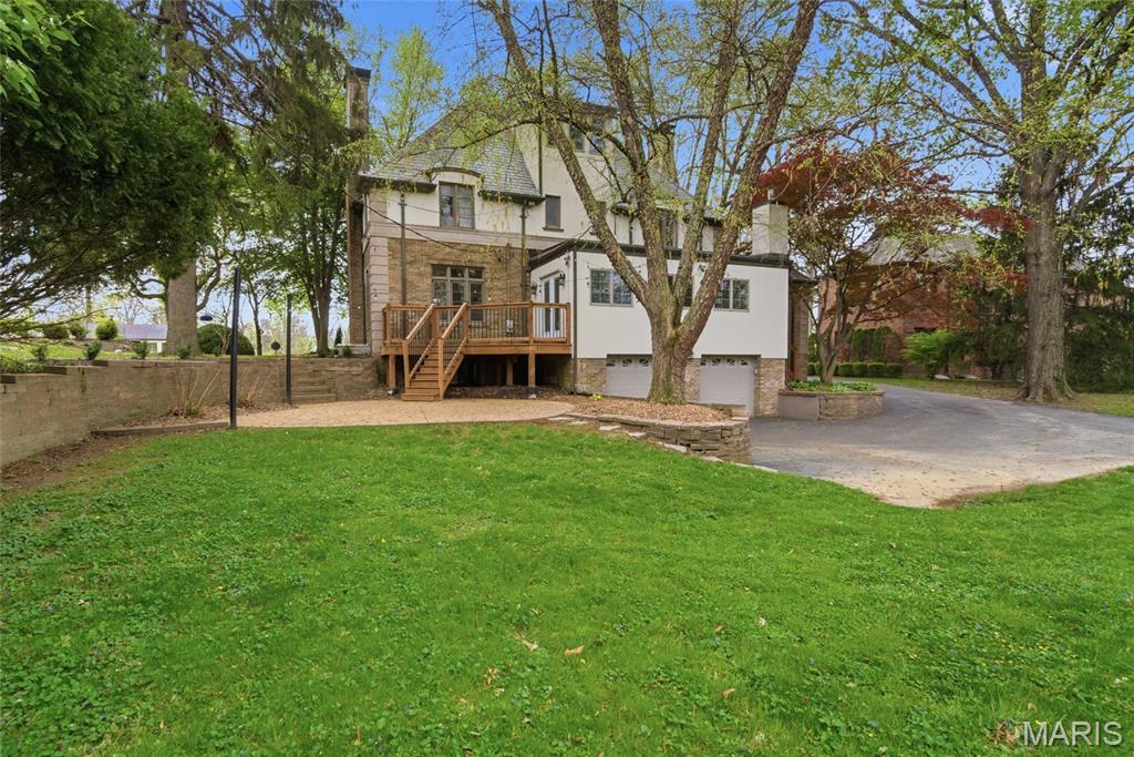 Country Club Place - Residential