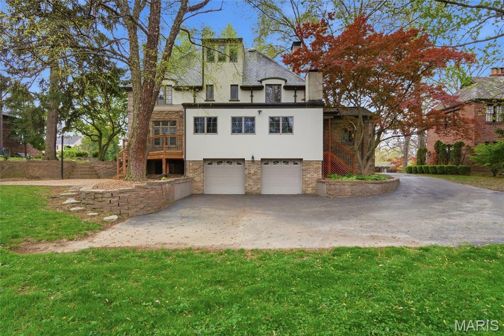 Country Club Place - Residential
