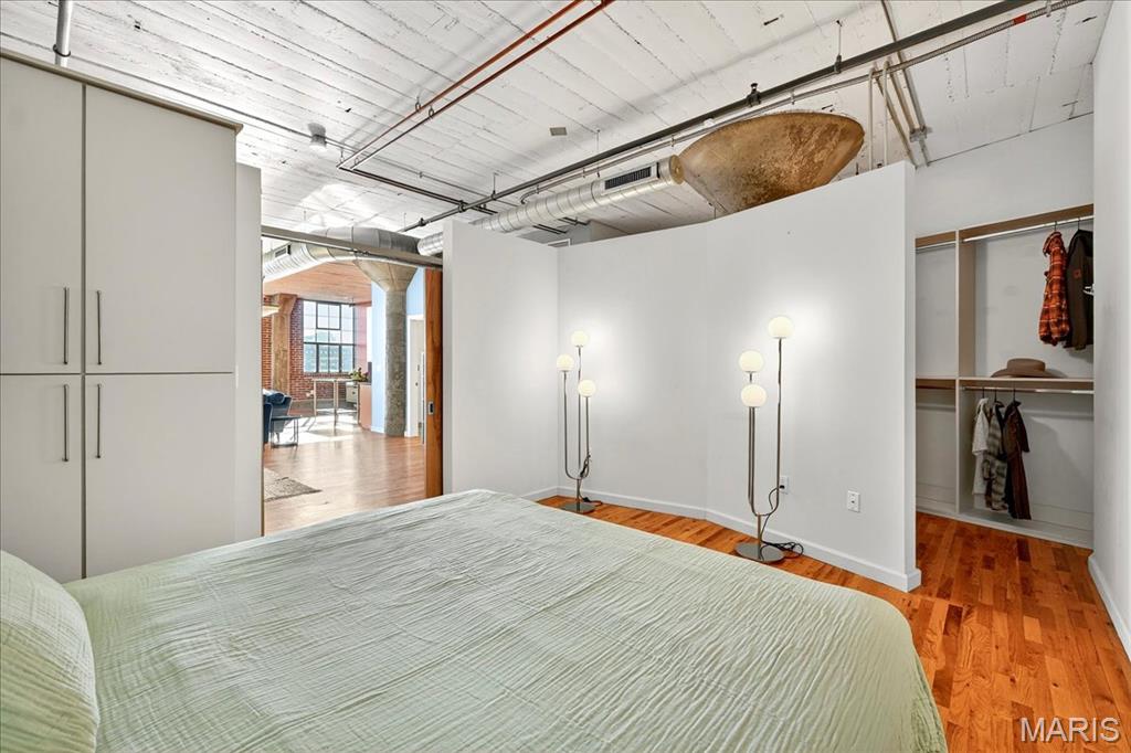 Lofts at 2020 Washington - Residential