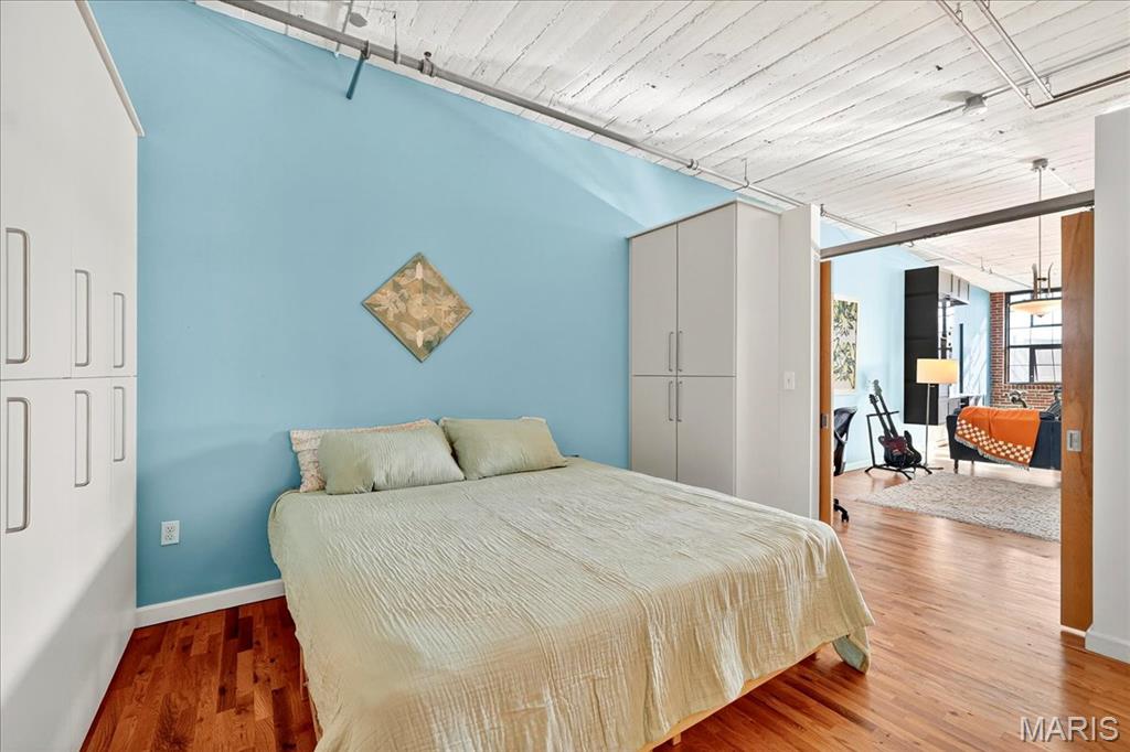 Lofts at 2020 Washington - Residential