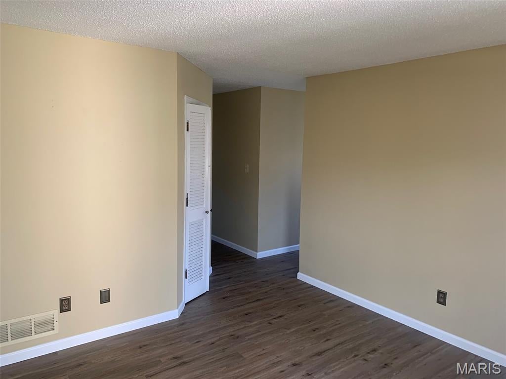 Pine Meadows Condo Ph One - Residential