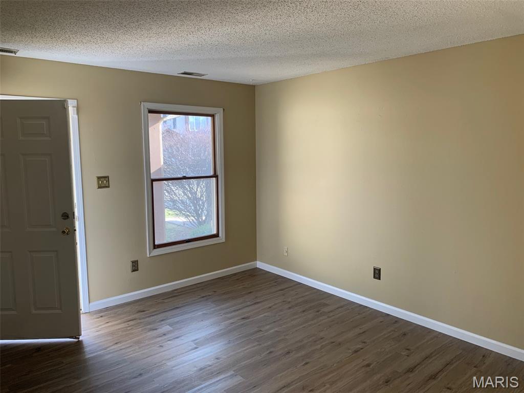 Pine Meadows Condo Ph One - Residential