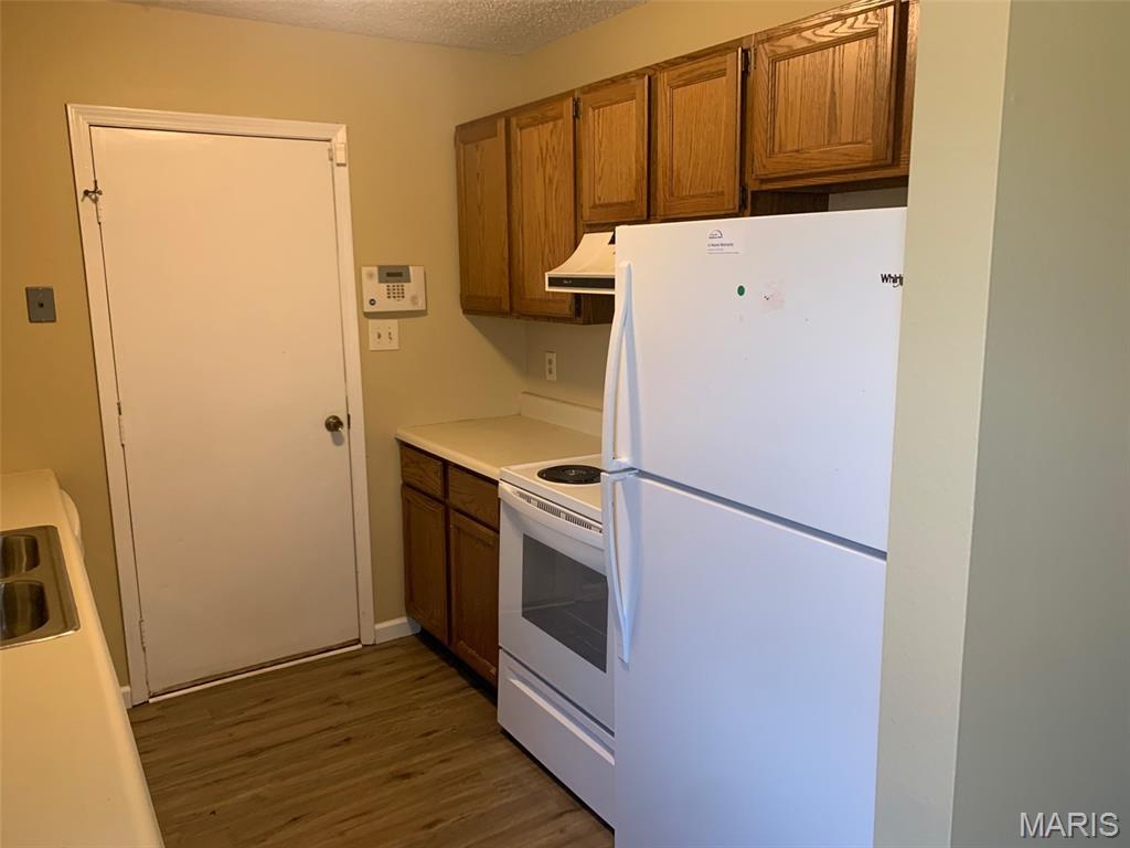Pine Meadows Condo Ph One - Residential