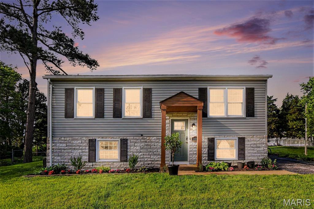 Welcome home to this beautifully updated and remodeled bi-level home offering modern finishes, flexible living space, and a fully fenced level backyard made for entertaining! Upstairs is an inviting, open-concept layout featuring a stylish kitchen with stainless steel appliances, a butcher block breakfast bar, and plenty of space for gathering. The adjoining area offers versatility as either a spacious living room or dining room, allowing you to customize the space to fit your lifestyle. Down the hall, you'll find three comfortable bedrooms and a beautifully updated full bathroom. The lower level offers an expansive open space with endless possibilities. Whether you envision a recreation room, family room, home office, gym, or a potential 4th bedroom and full bathroom.